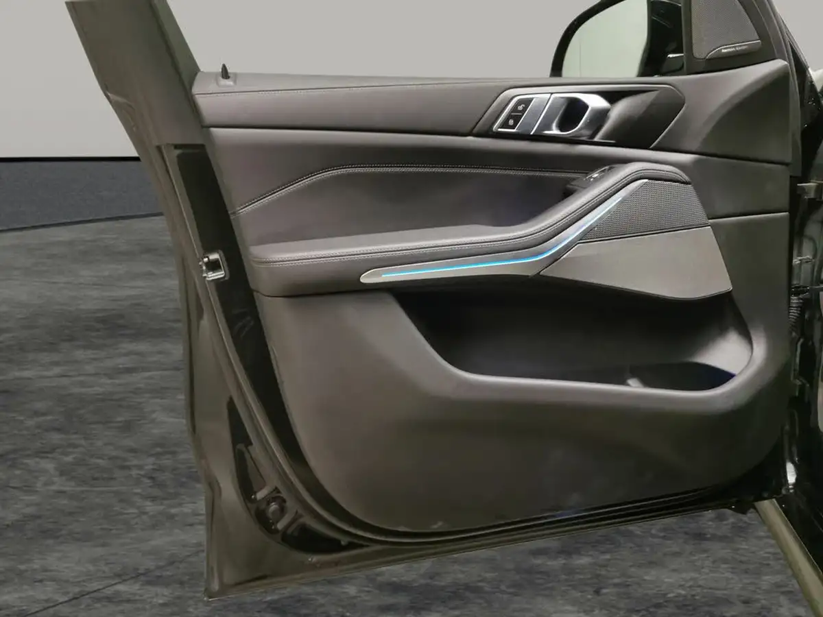 2021-bmw-x5-30-xdrive-45e-m-sport-big-36