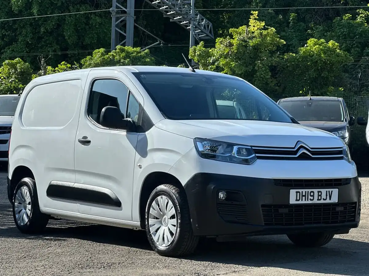 2019-citroen-berlingo-16bluehdi-650-enterprise-big-1
