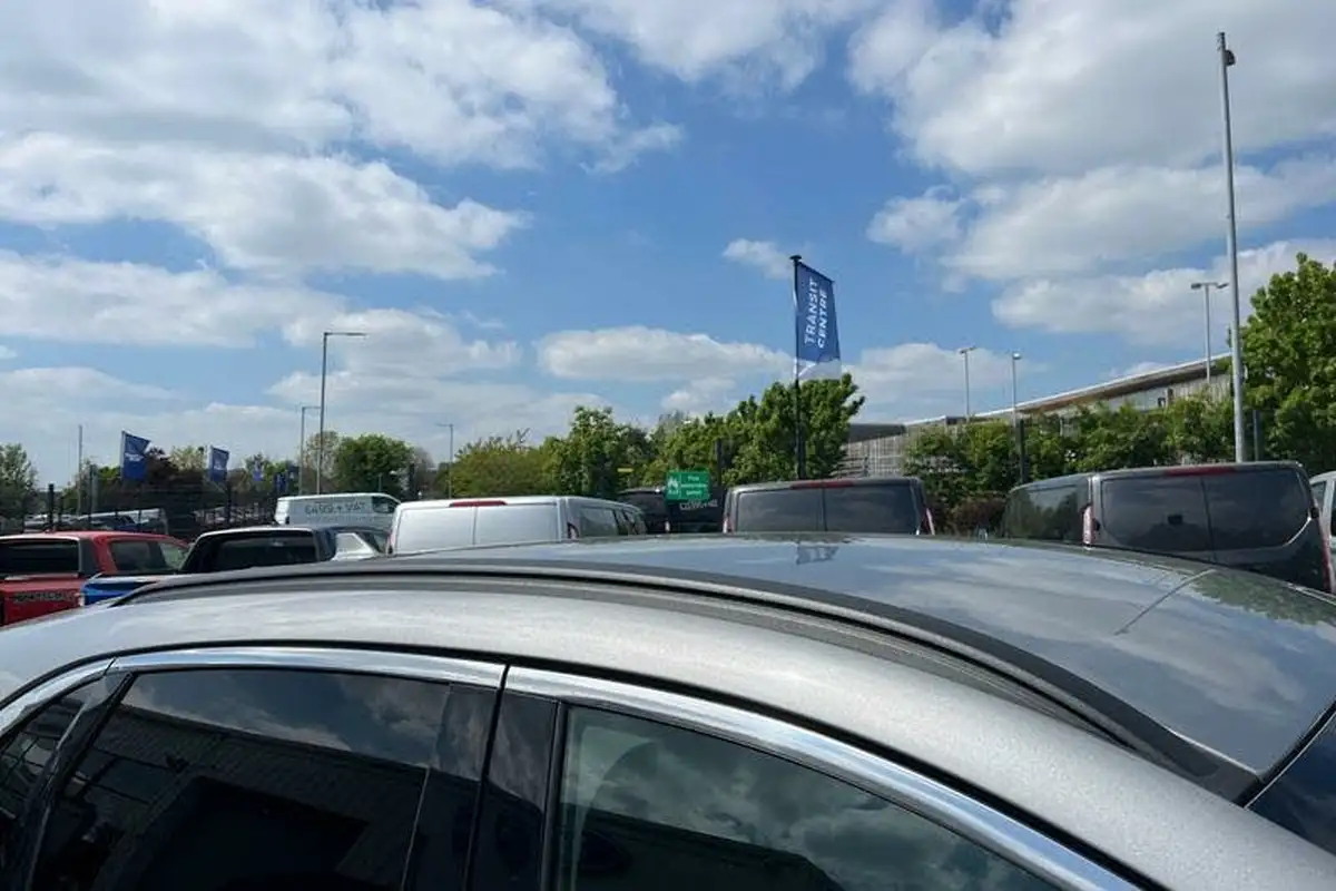 2022-ford-kuga-big-38