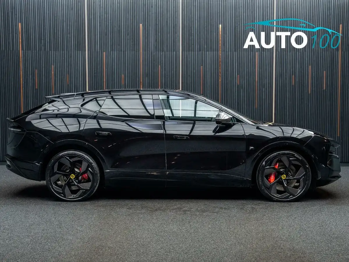 2024-lotus-eletre-e-r-big-10