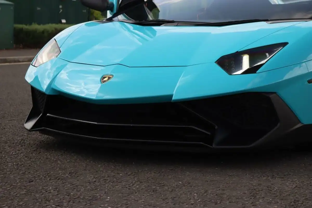 2016-lamborghini-aventador-65-lp-700-4-coupe-big-36