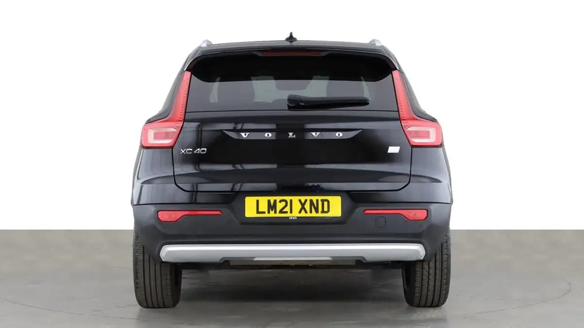 2021-volvo-xc40-15-t5-inscription-262bhp-big-7
