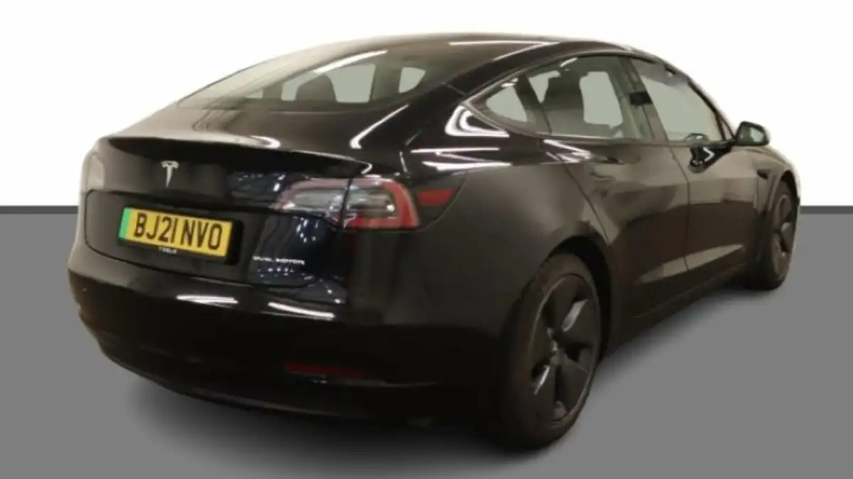 2021-tesla-model-3-e-long-range-4x4-big-5