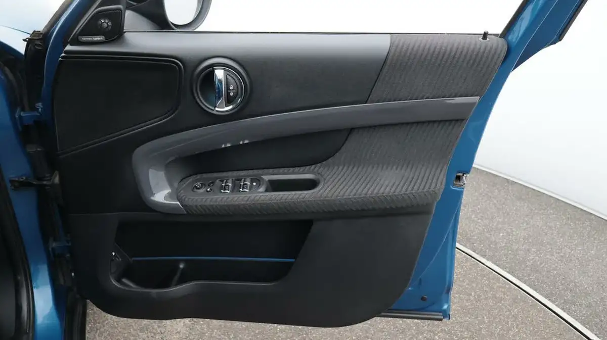 2018-mini-countryman-15-cooper-s-e-phev-ss-big-14