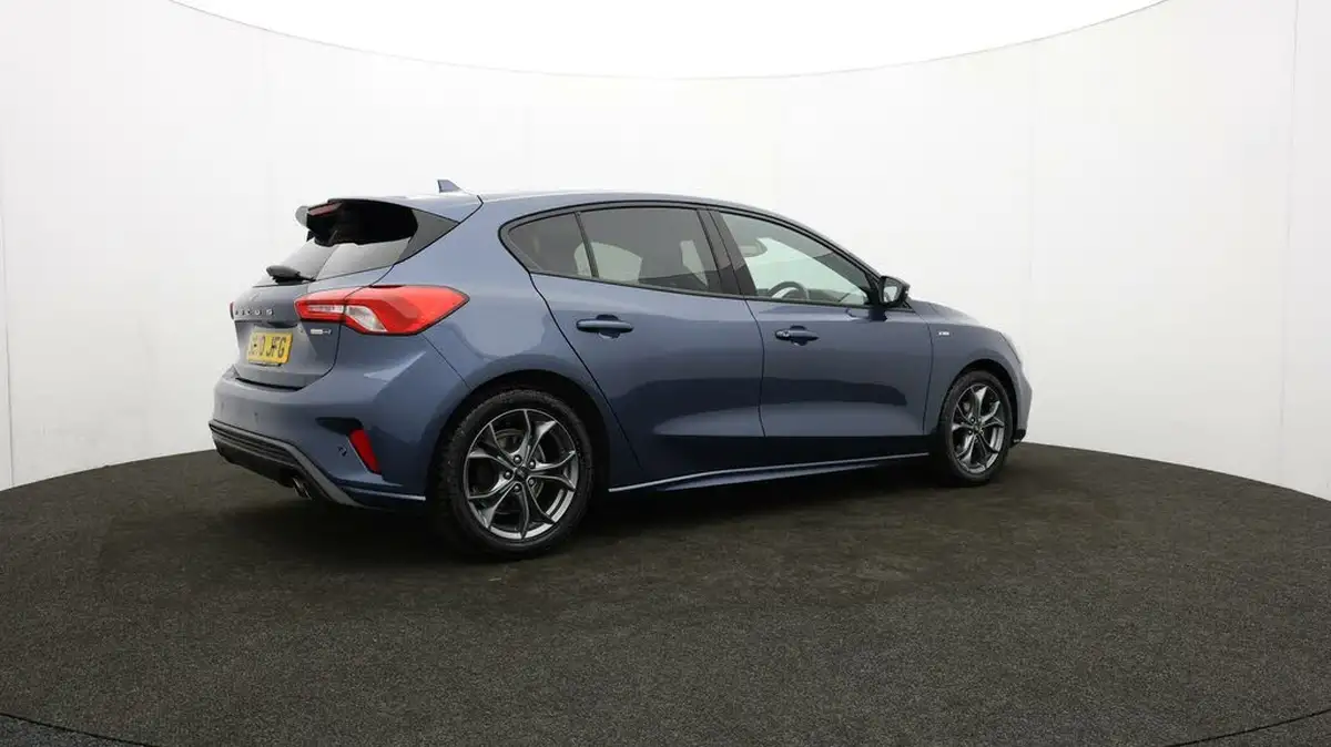 2021-ford-focus-10t-st-line-edition-125ps-hatchback-big-34