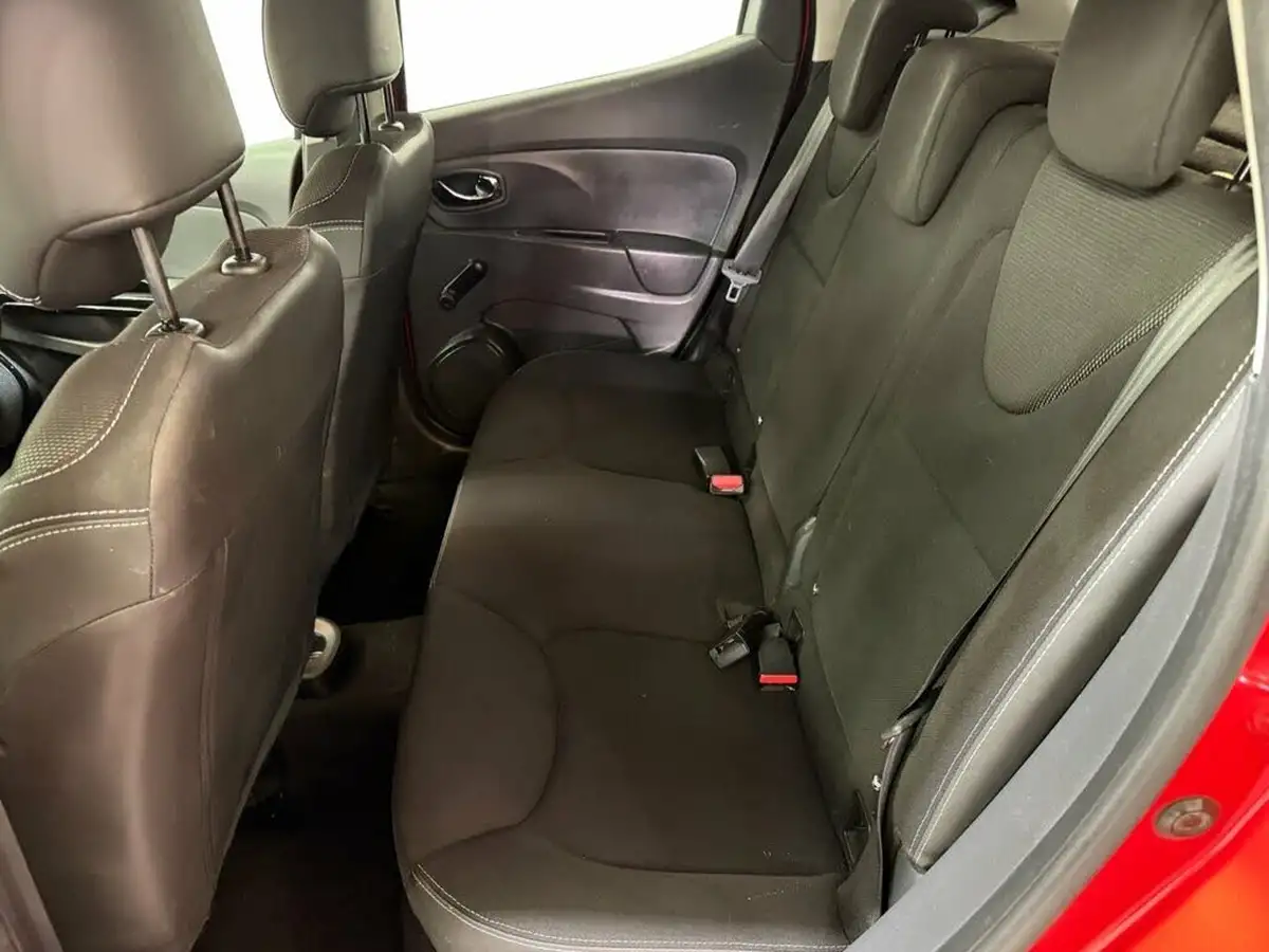 2014-renault-clio-15td-dynamique-medianav-edc-auto-big-18