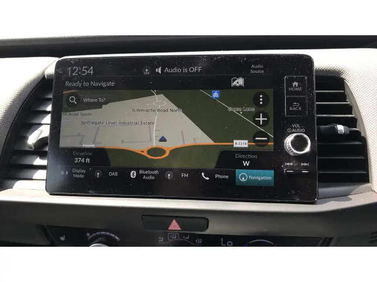 2021-honda-jazz-15-i-mmd-crosstar-ex-109ps-two-tone-big-35
