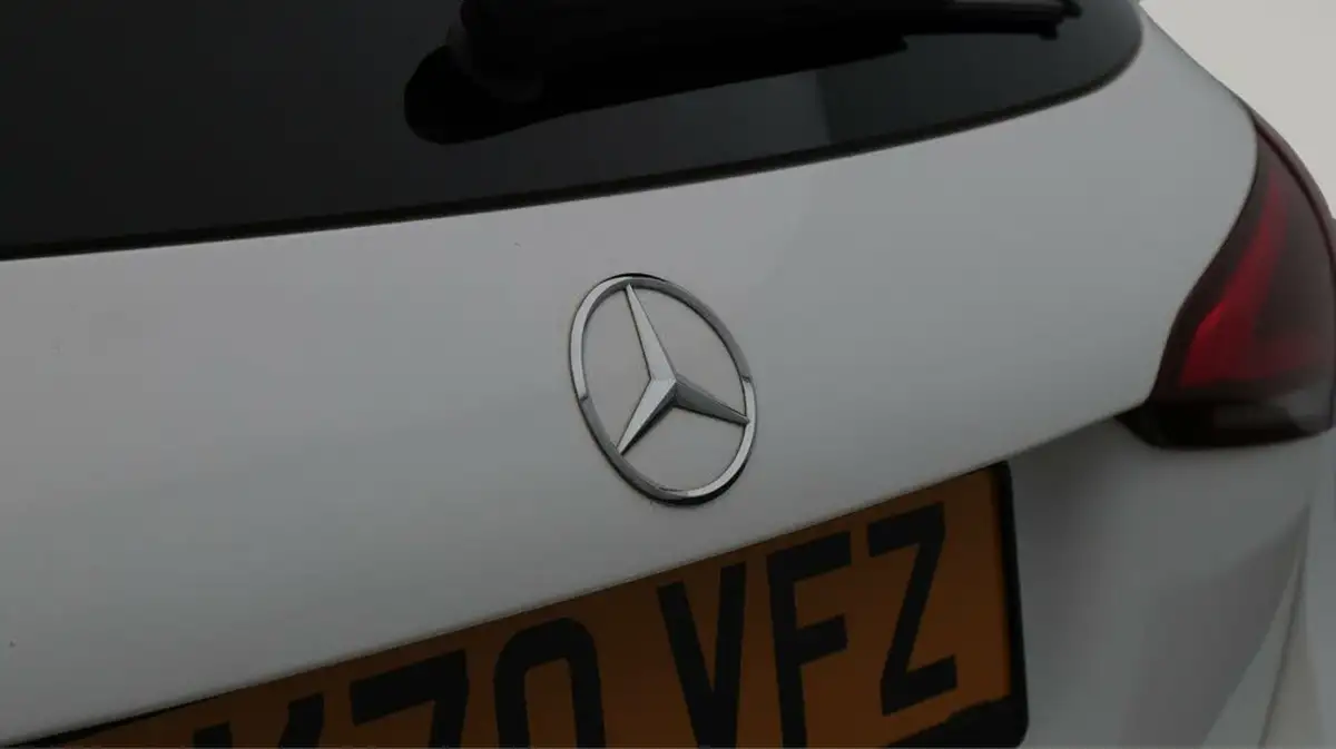 2020-mercedes-benz-a-class-13-a200-amg-line-premium-plus-hatchback-5d-7g-dct-big-22