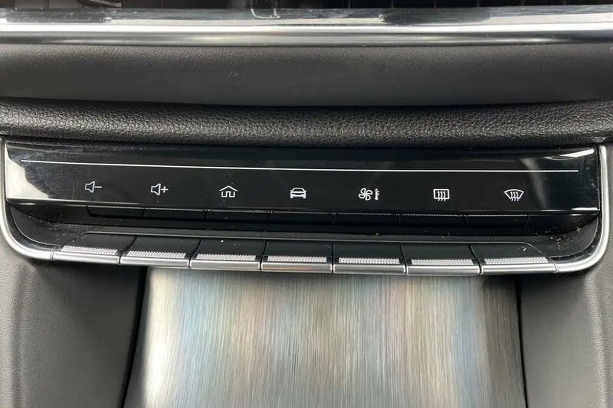 2021-mg-hs-15t-gdi-excite-162ps-big-29
