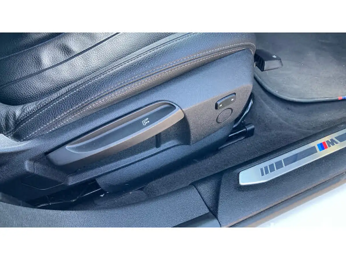 2020-bmw-1-series-20td-120d-xdrive-m-sport-big-31