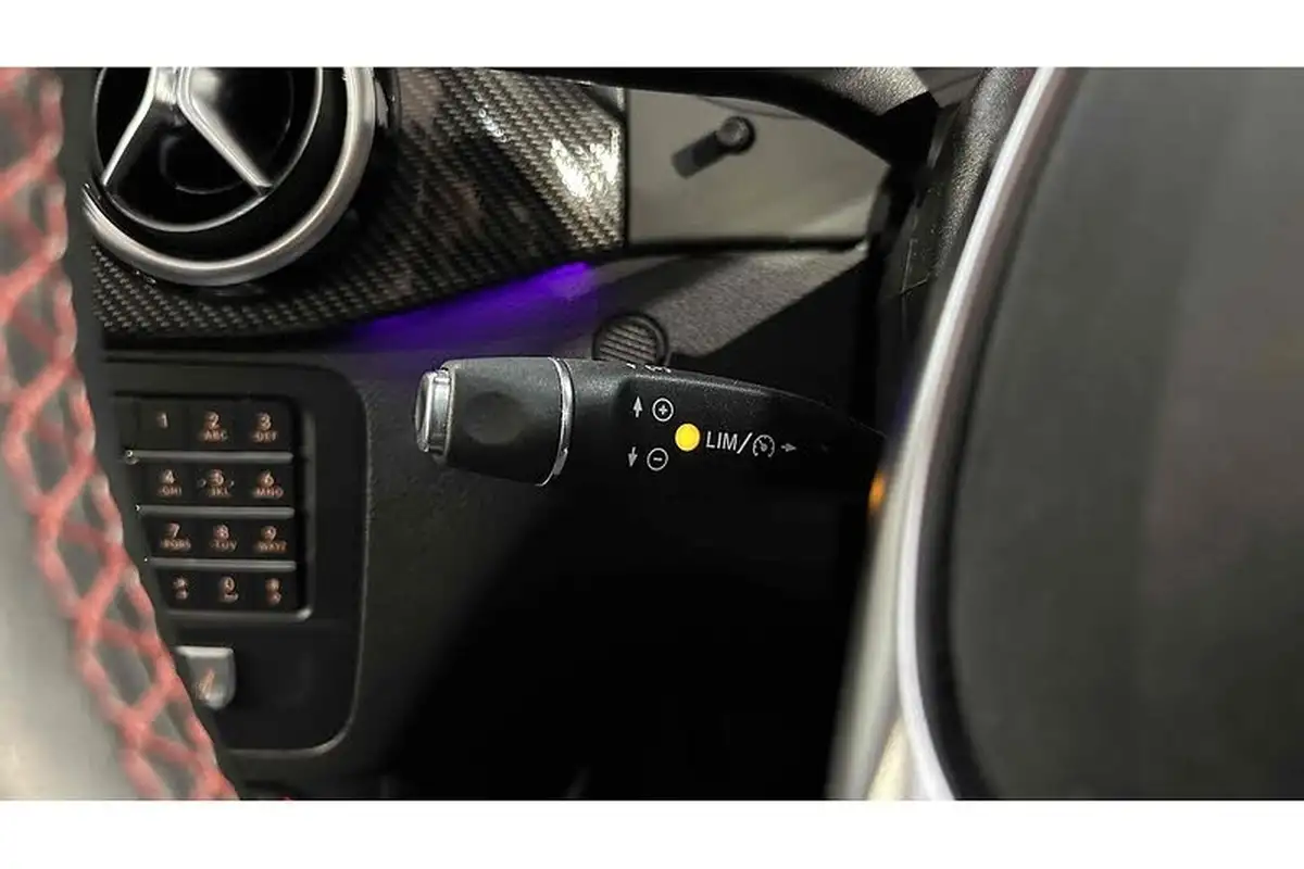 2016-mercedes-benz-b-class-21d-b200-amg-line-premium-7g-dct-big-41