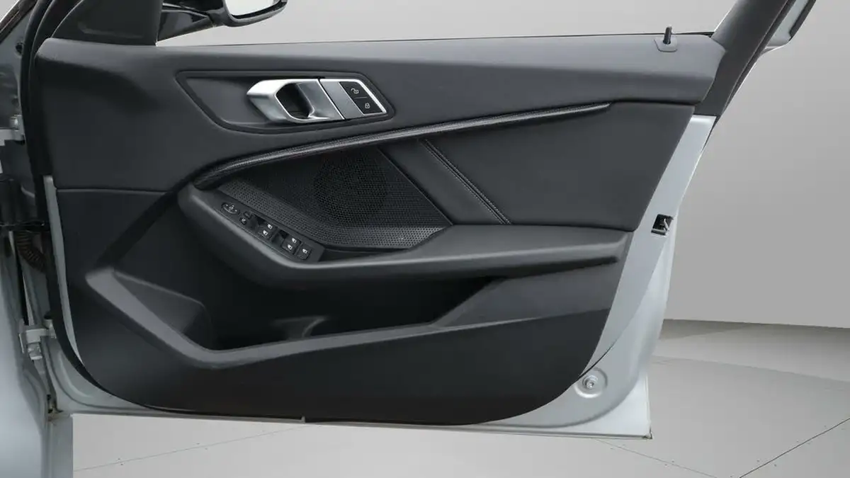 2020-bmw-1-series-big-15