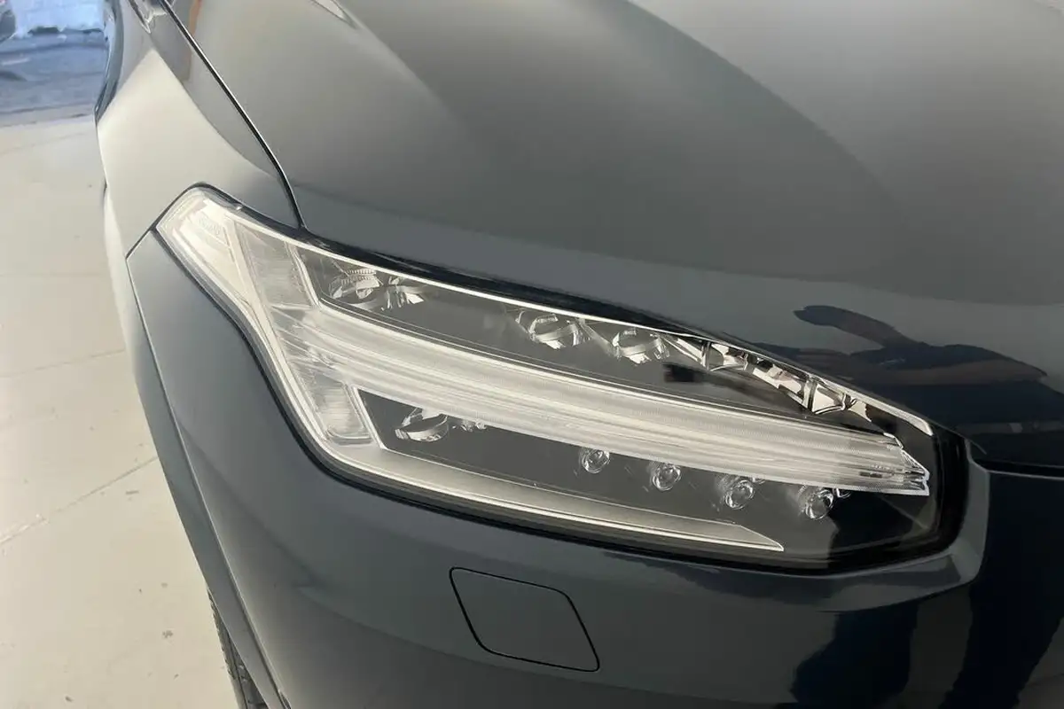 2024-volvo-xc90-20-t8-ultimate-dark-big-17