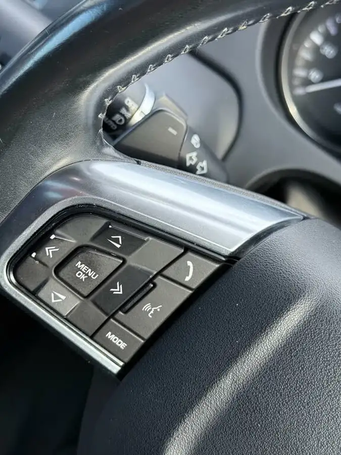 2015-land-rover-discovery-sport-22td-hse-luxury-auto-big-25