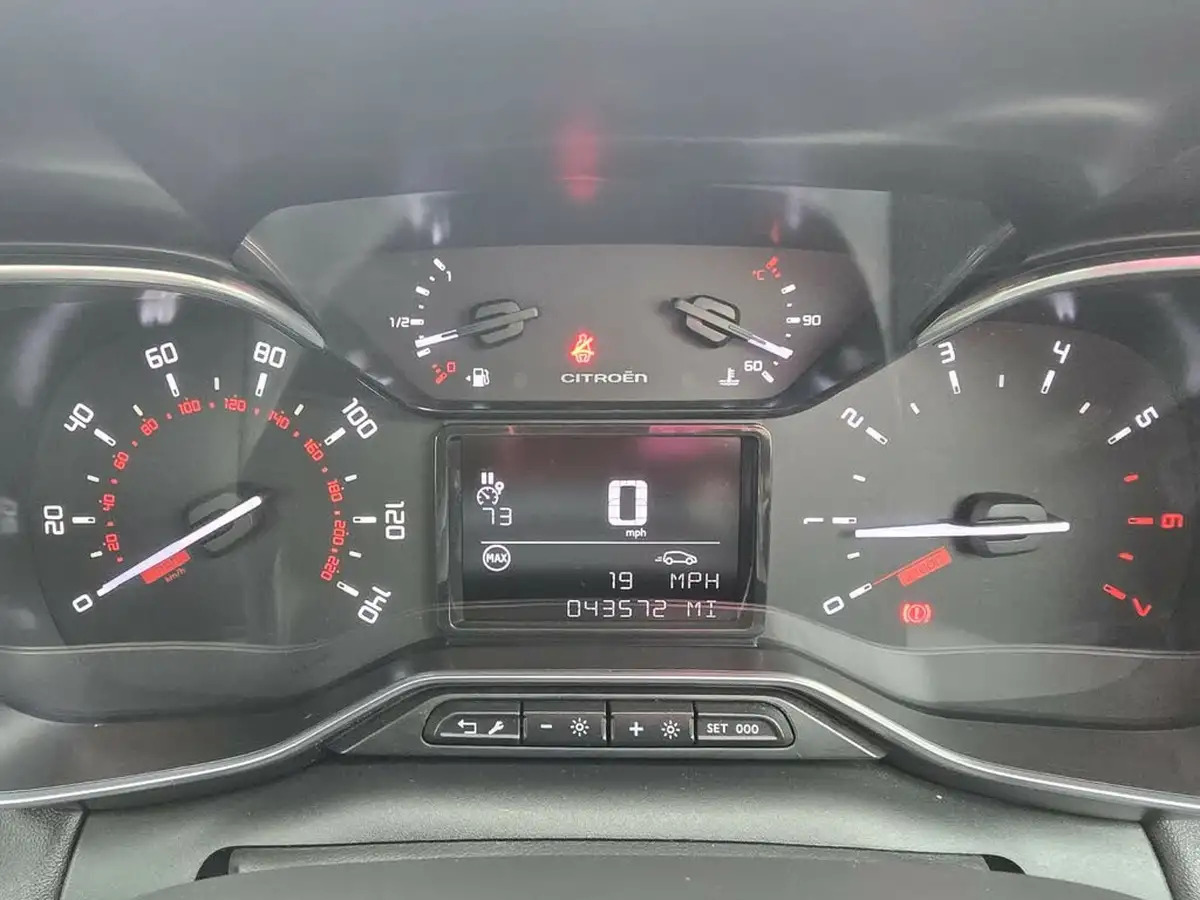 2018-citroen-c3-aircross-12-puretech-flair-130ps-ss-big-34
