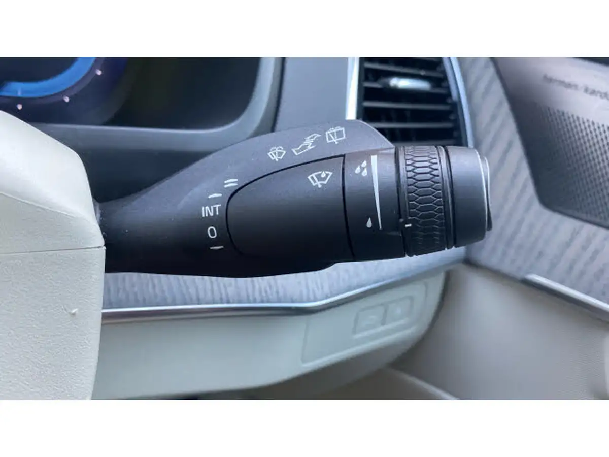 2024-volvo-xc90-20-t8-plus-big-24