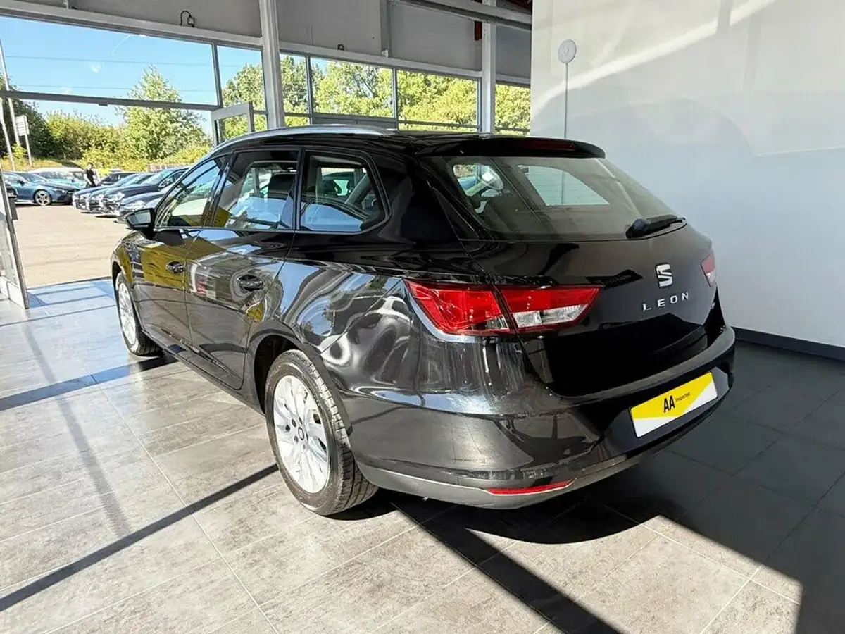 2015-seat-leon-16tdi-se-105ps-sports-tourer-5d-big-7