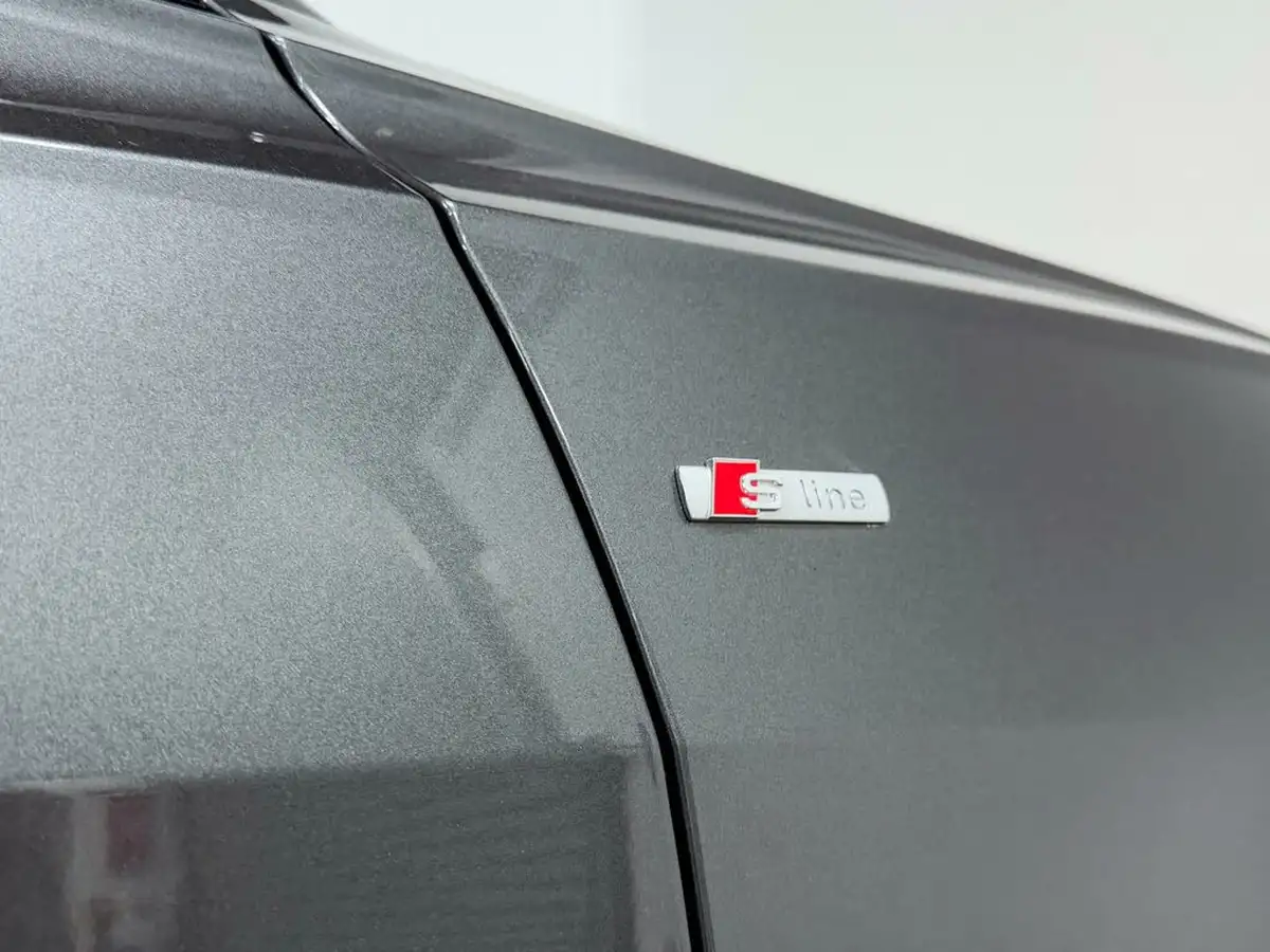 2023-audi-a6-saloon-20-50-tfsi-e-black-edition-big-18
