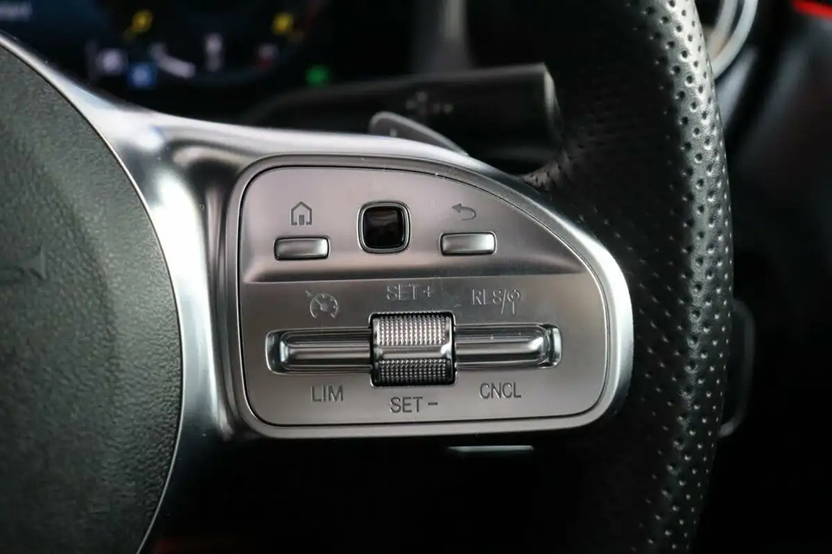 2022-mercedes-benz-cla-20-cla-250-amg-line-premium-plus-coupe-4d-big-28