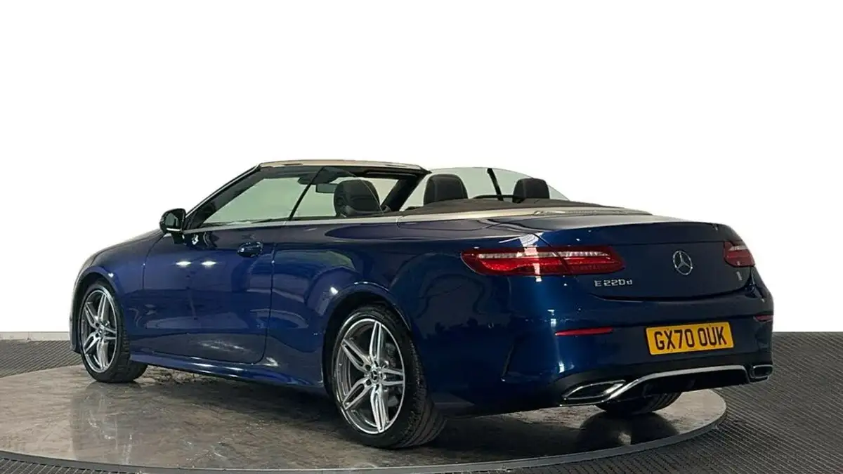 2020-mercedes-benz-e-class-20d-e220d-amg-line-premium-cabriolet-2d-big-5