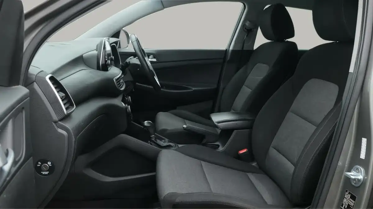 2019-hyundai-tucson-16-t-gdi-se-nav-dct-big-14