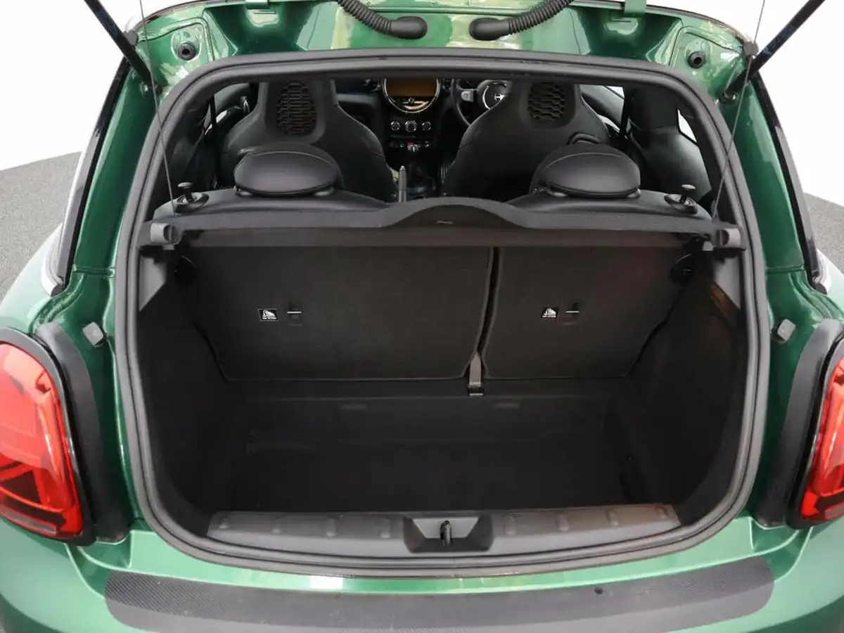 2022-mini-cooper-20-cooper-s-sport-hatchback-3d-big-8