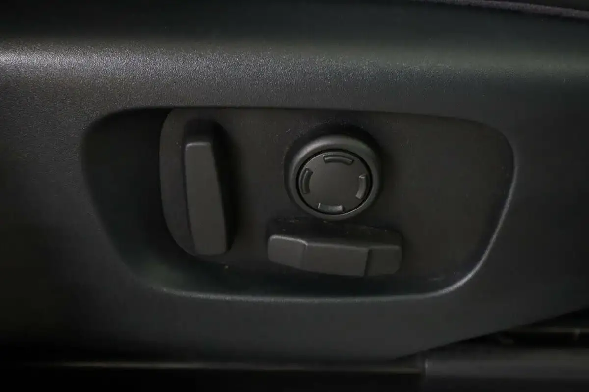 2021-land-rover-range-rover-sport-20-p400e-hse-dynamic-big-28