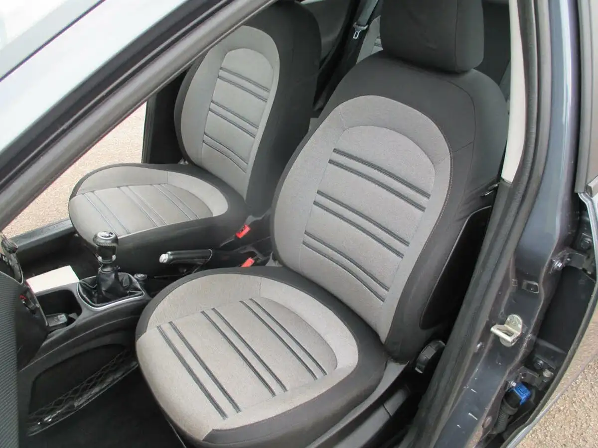 2010-fiat-punto-evo-14-dynamic-8v-ss-5d-big-24
