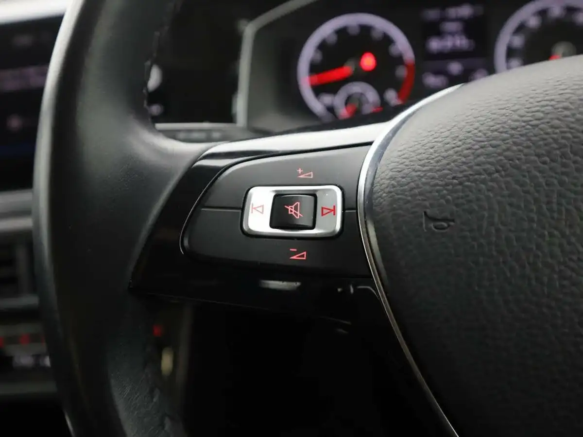 2020-volkswagen-polo-10-tsi-sel-115ps-dsg-big-31