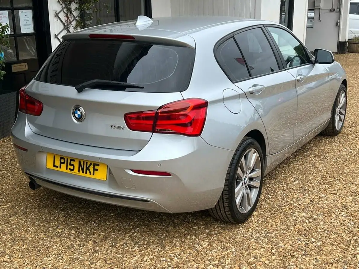 2015-bmw-1-series-16-118i-sport-136bhp-5d-auto-big-6