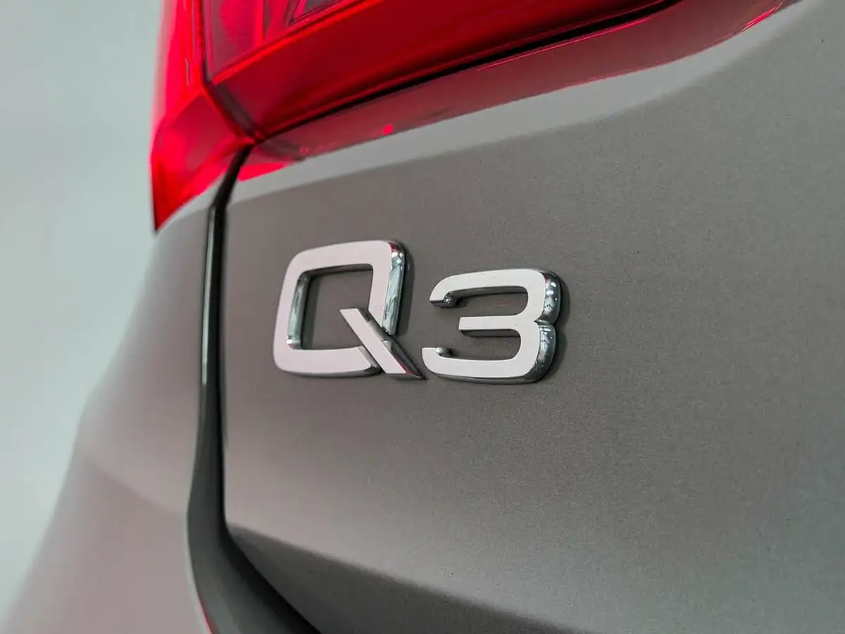 2023-audi-q3-15-35-tfsi-black-edition-cod-sportback-s-tronic-big-20
