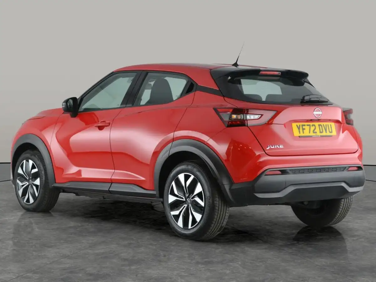 2022-nissan-juke-10-dig-t-acenta-dct-big-8