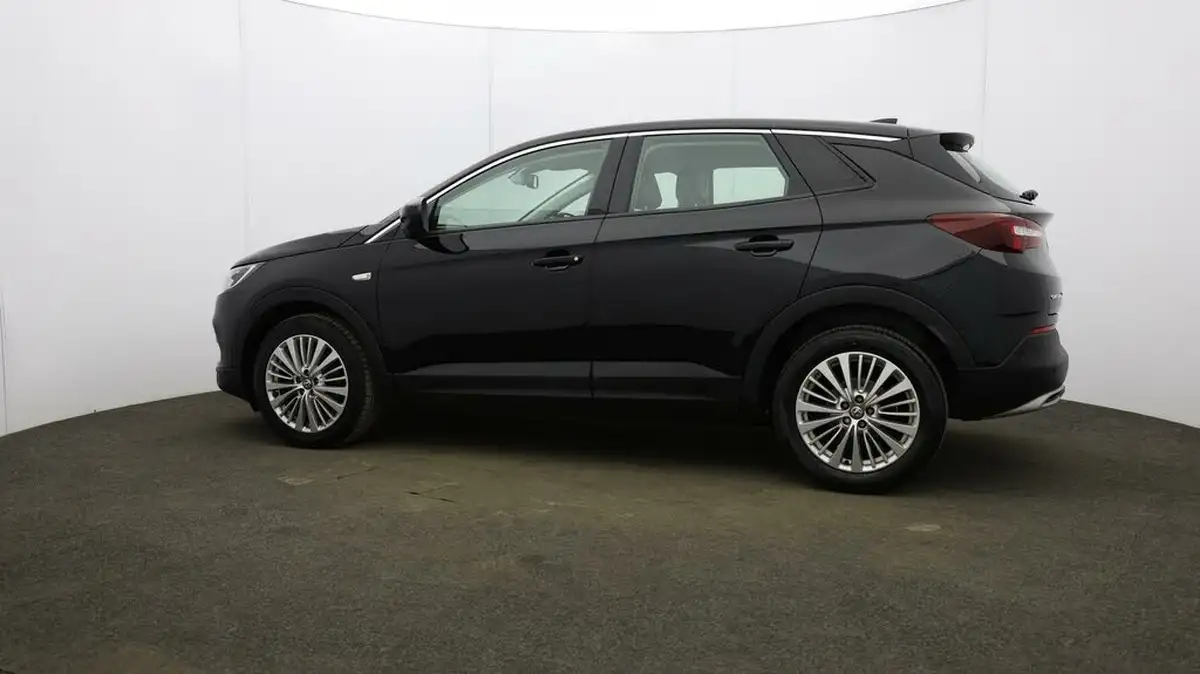 2019-vauxhall-grandland-x-15td-sport-nav-big-66