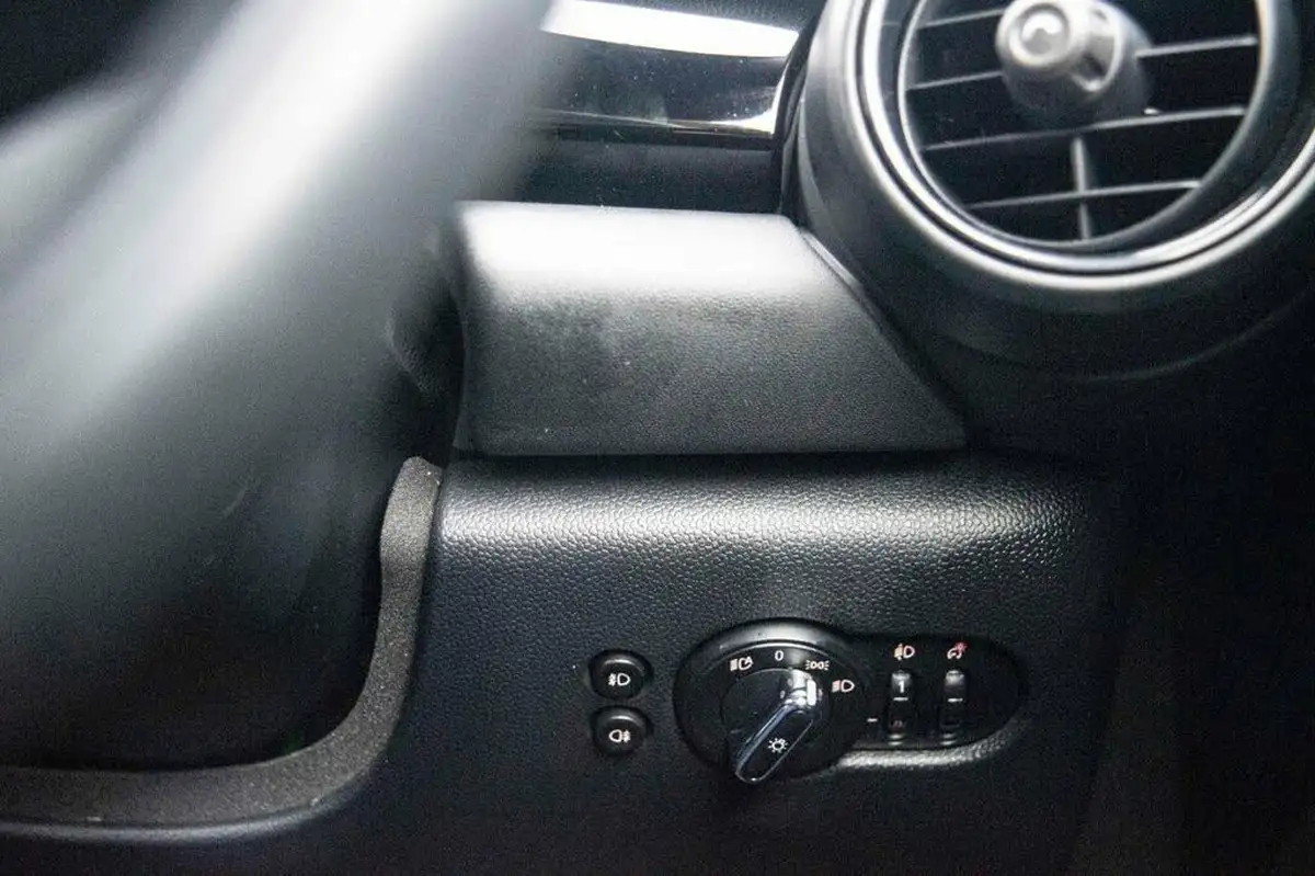 2020-mini-cooper-e-cooper-s-2-big-15