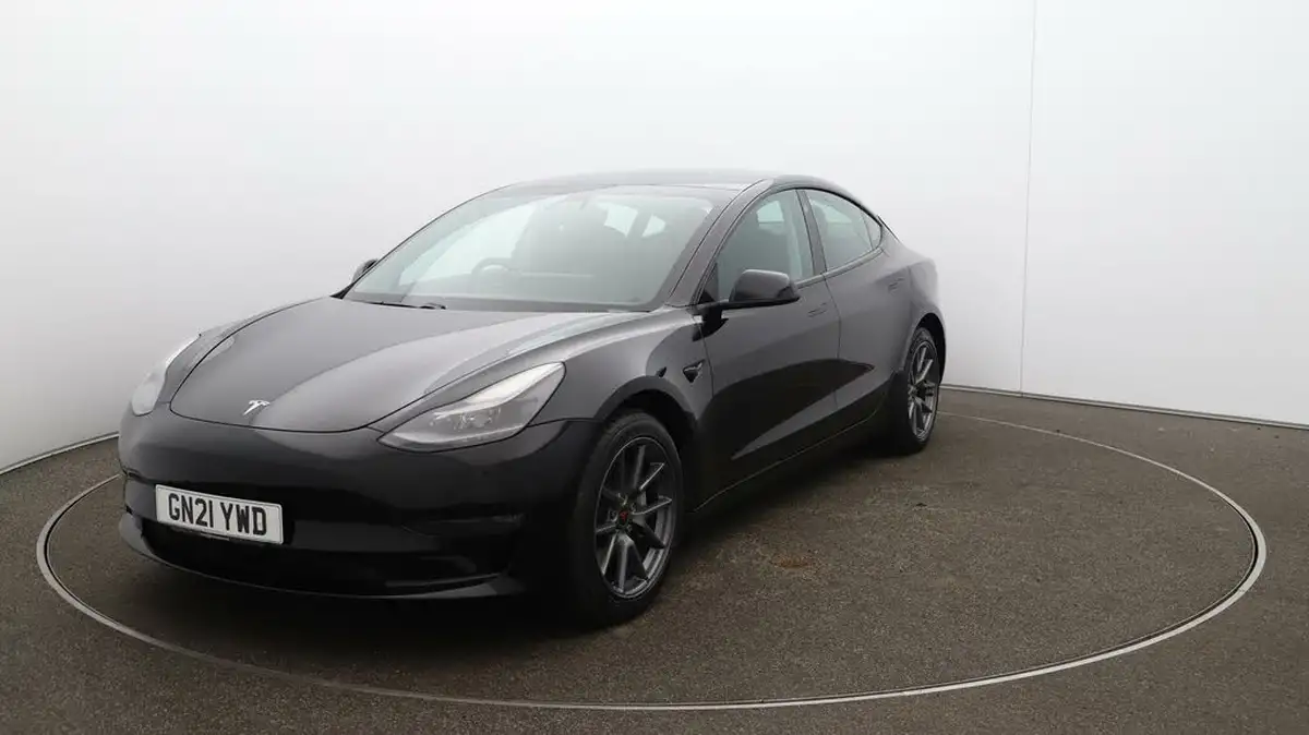 2021-tesla-model-3-e-long-range-4x4-big-35