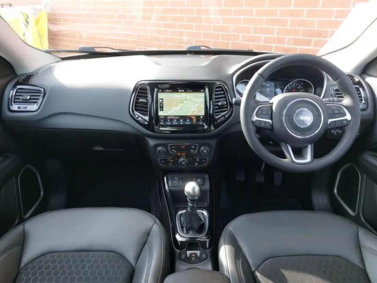 2020-jeep-compass-14-multiair-ii-night-eagle-big-2