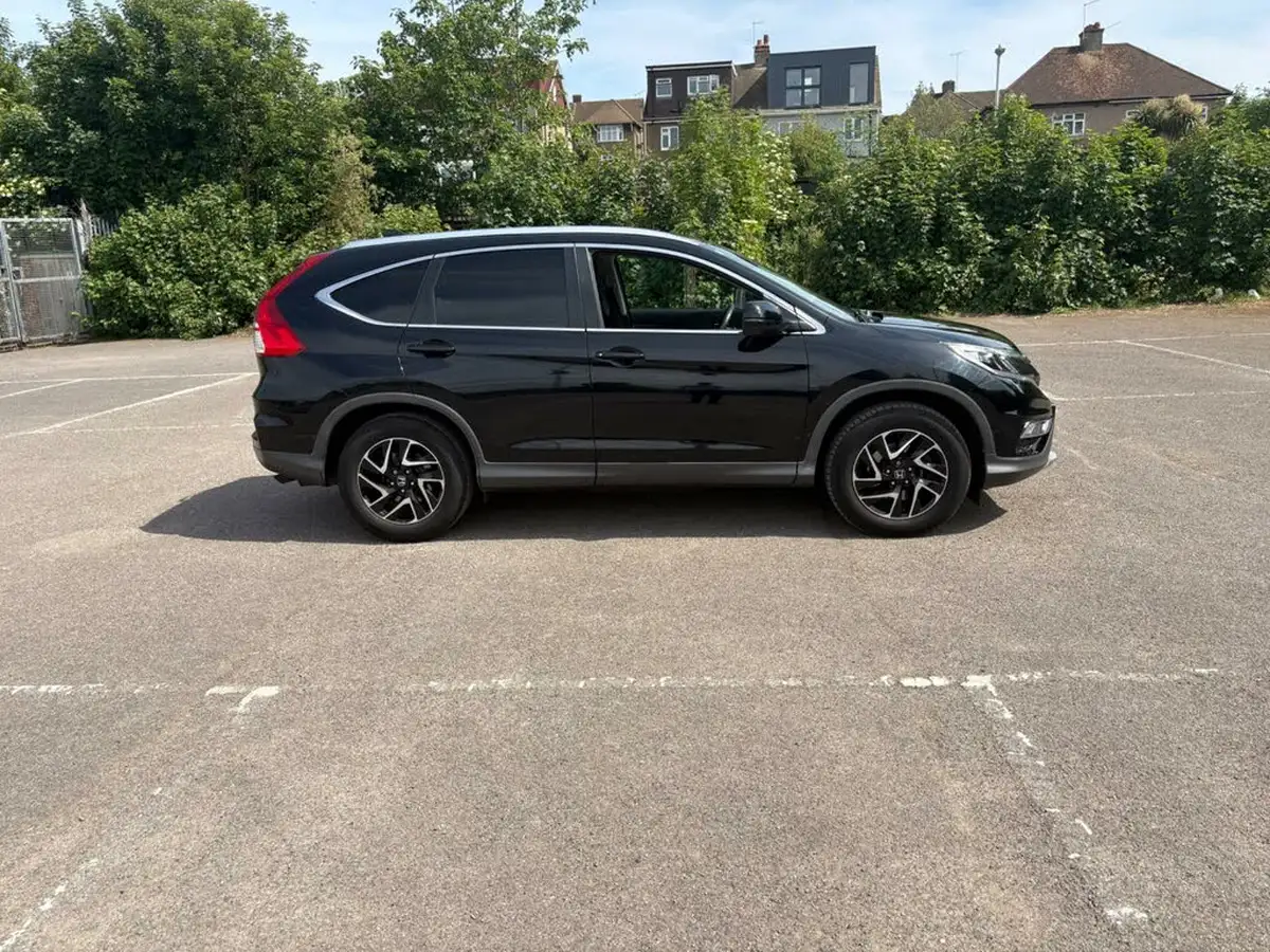 2017-honda-cr-v-16i-dtec-se-plus-navi-dasp-160ps-4x4-auto-big-5