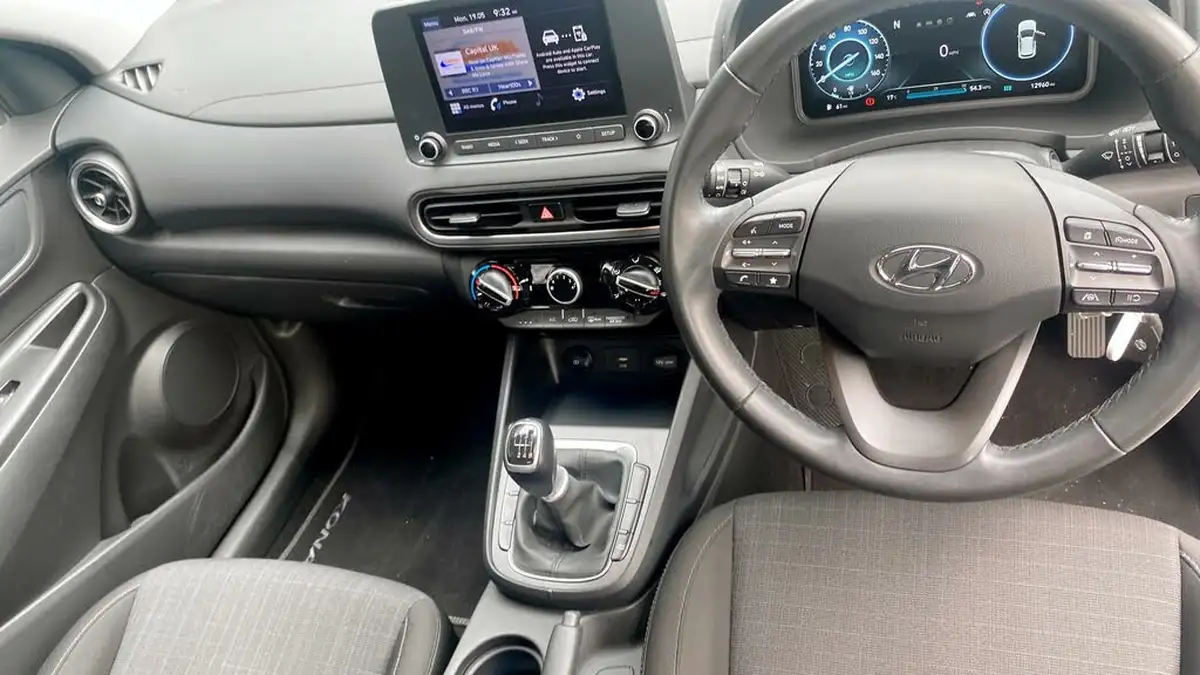 2021-hyundai-kona-10-t-gdi-se-connect-big-14