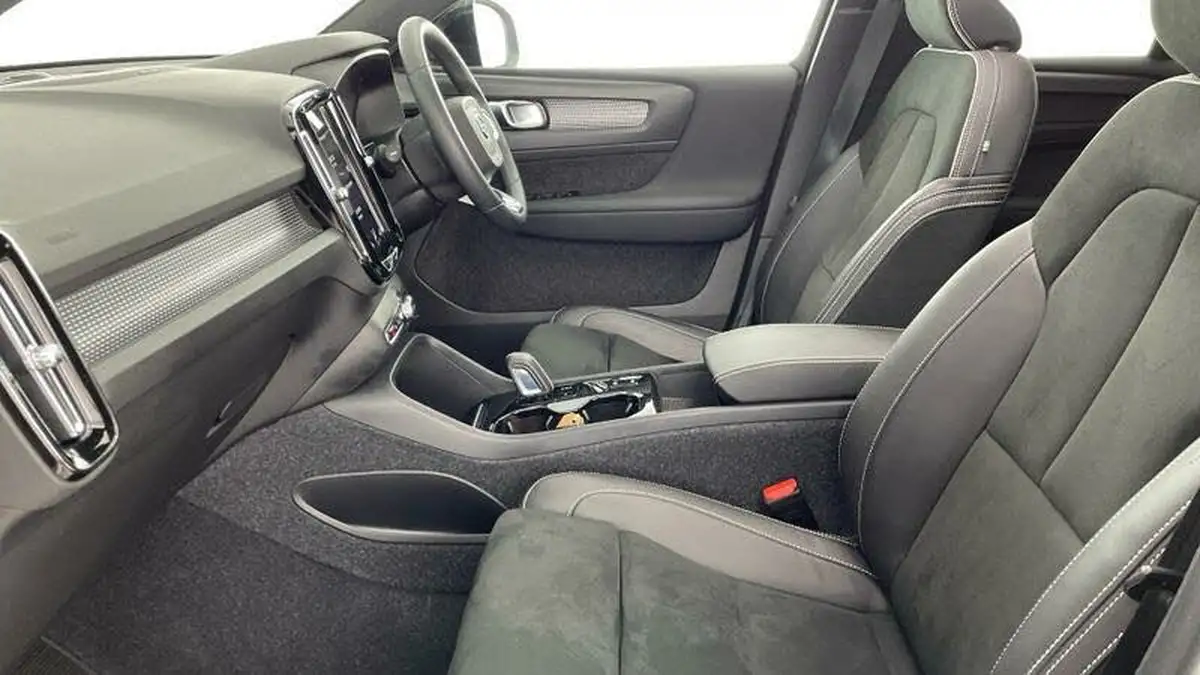 2021-volvo-xc40-15-t5-r-design-262bhp-big-39