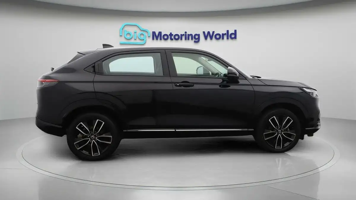 2022-honda-hr-v-15-i-mmd-advance-big-8