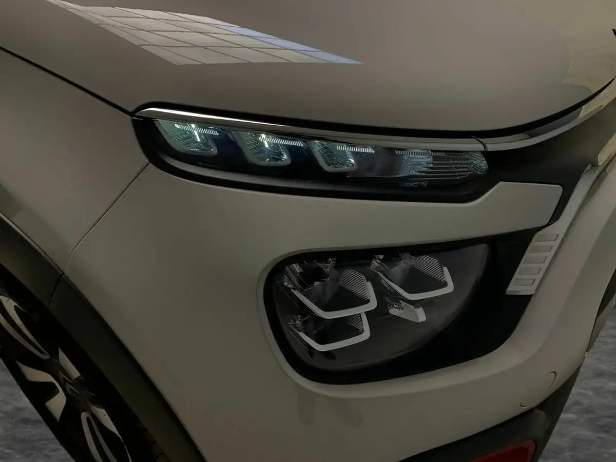 2022-citroen-c3-12-puretech-c-series-big-24