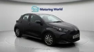 2023-toyota-yaris-15-vvt-i-icon-small-1