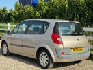2008-renault-scenic-16-dynamique-small-11
