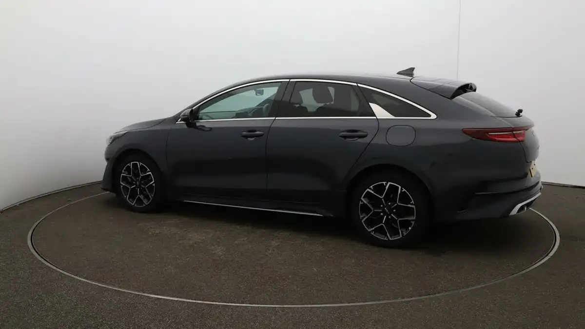 2022-kia-pro-ceed-15-t-gdi-gt-line-big-44