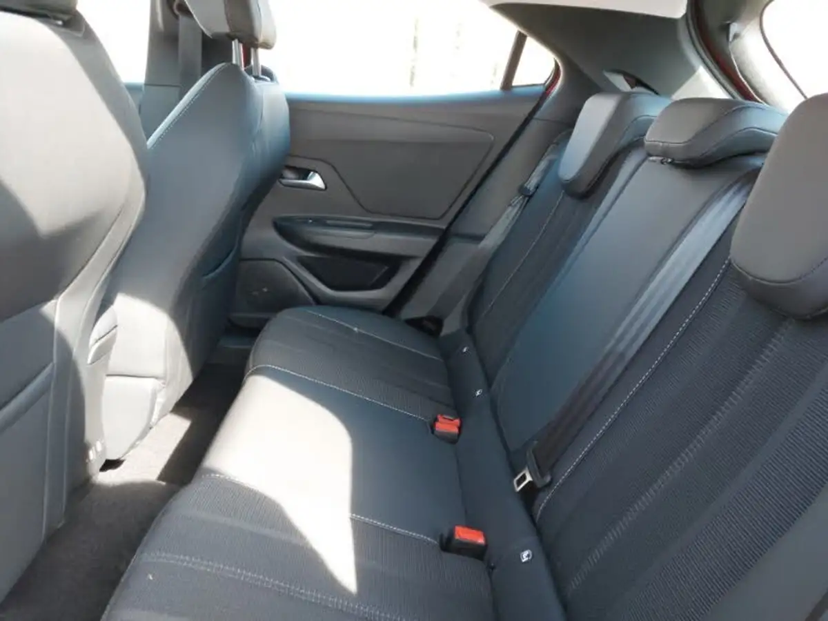 2022-vauxhall-mokka-12-elite-edition-100ps-big-5