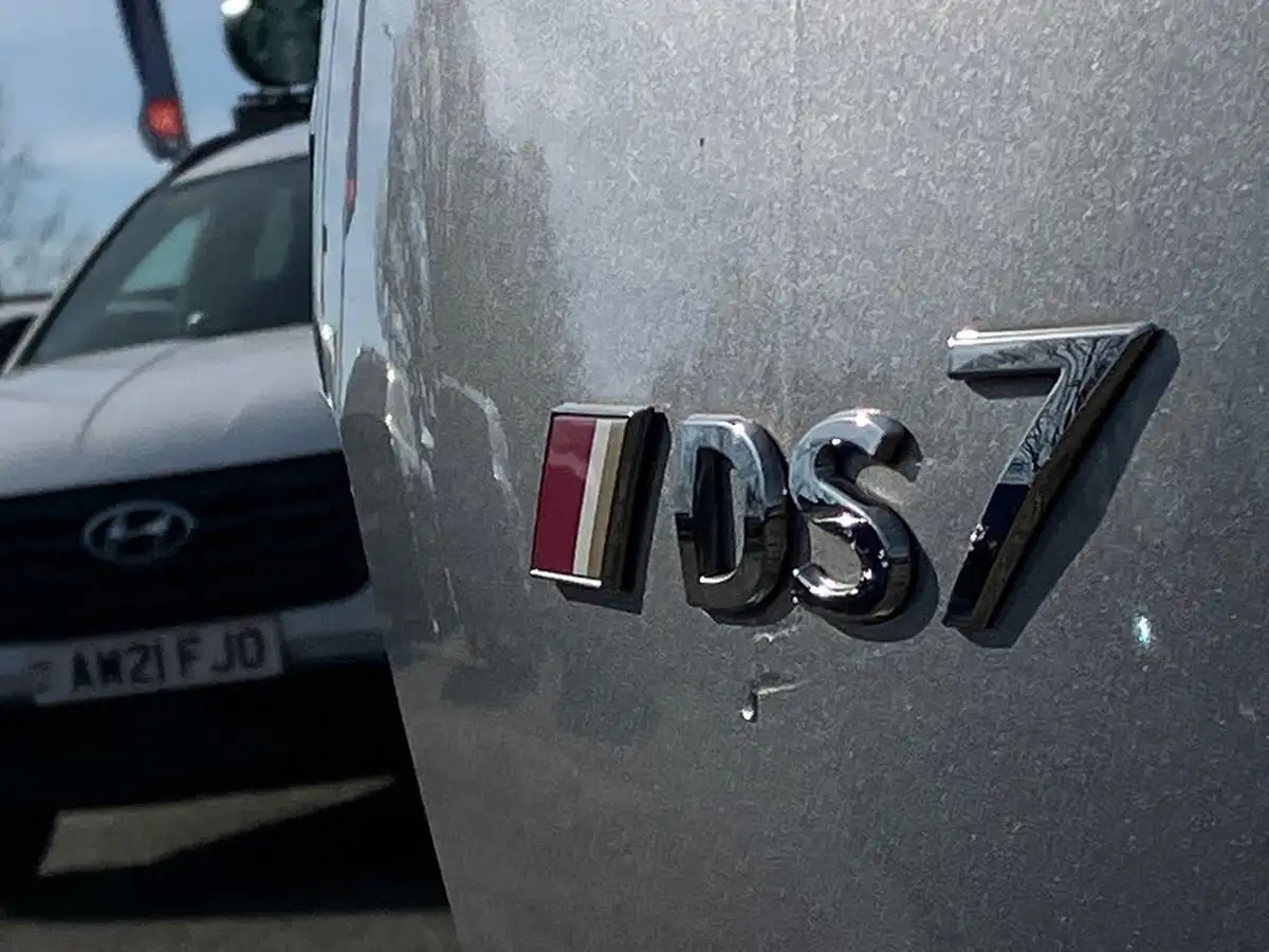 2019-ds-ds-7-crossback-16-puretech-performance-line-180ps-big-46