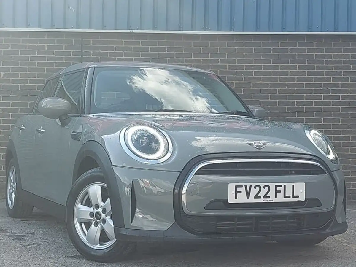 2022-mini-cooper-15-cooper-classic-hatchback-5d-auto-big-0