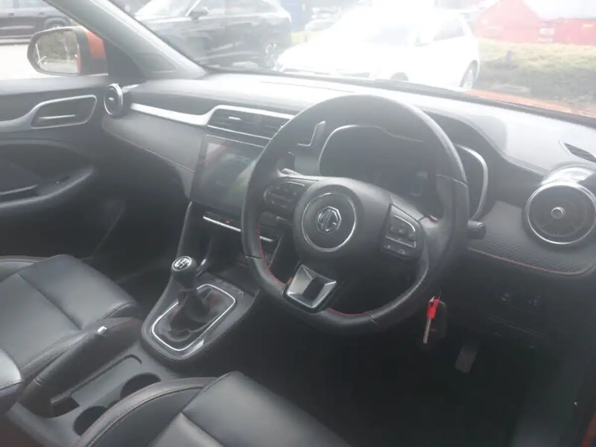 2022-mg-zs-suv-15-vti-tech-exclusive-big-10