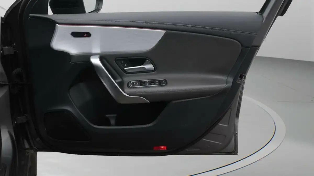 2020-mercedes-benz-a-class-20-a35-amg-premium-hatchback-5d-big-15