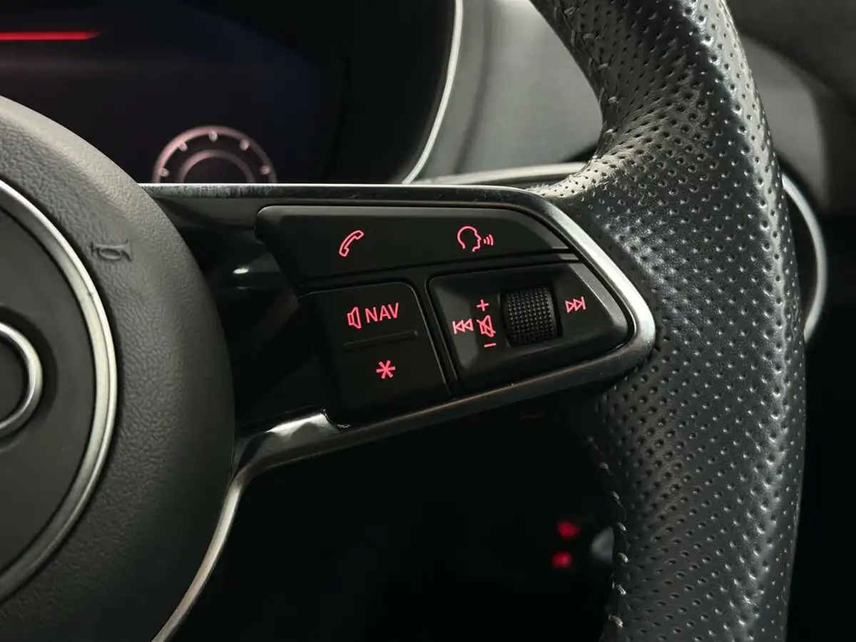 2017-audi-tt-coupe-20-tfsi-quattro-s-line-big-13